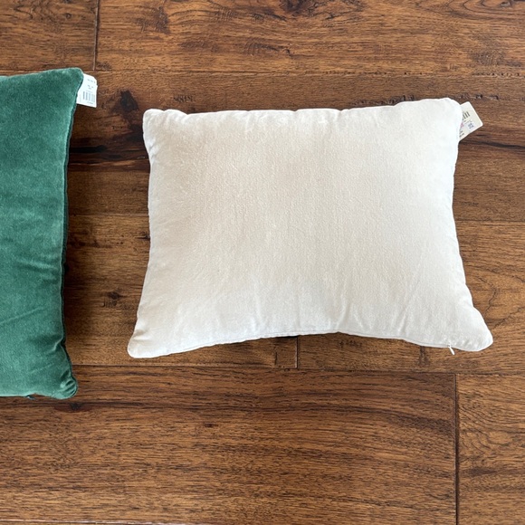 Anthropologie HOLLY JOLLY & UP TO SNOW GOOD  Pillow PILLOWS - Picture 7 of 9